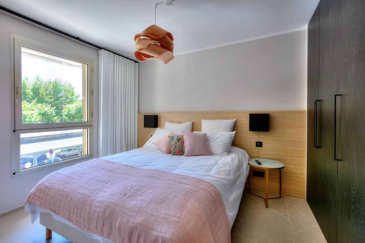 Luxury Flat With Balcony - Center Apartamento *